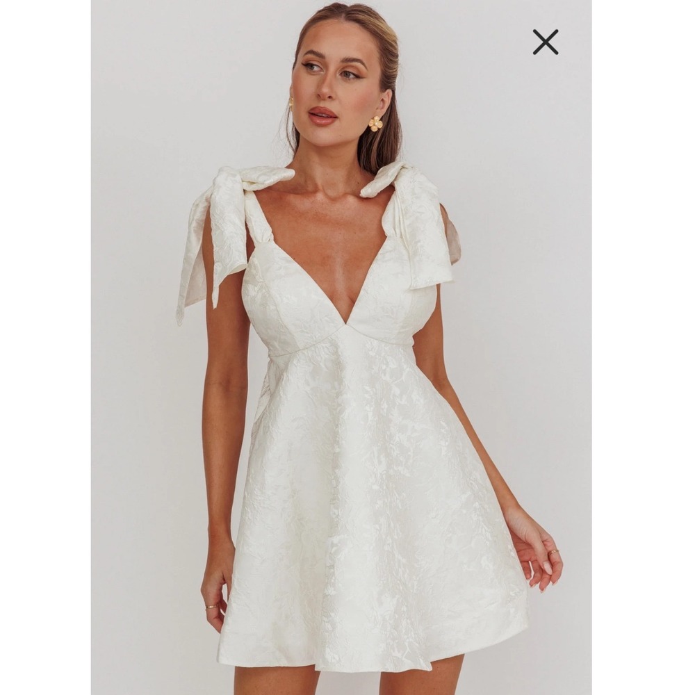 Billy J White Bridal Floral Babydoll Tie‎ Shoulder Mini Dress Open Back Sz 8